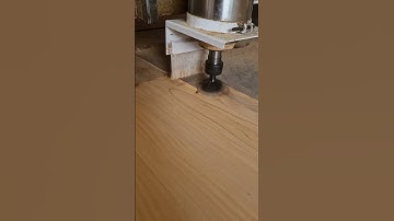 CNC Machine Surfacing / Flattening Live Edge Slab #cnc #woodworking #asmr #satisfying #shorts