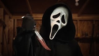 سفاح مقنع بيستهدف مجموعه من المراهقين Scream