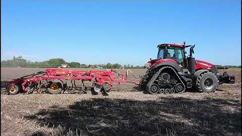 Magnum Rowtrac 380 CVX Demonstration