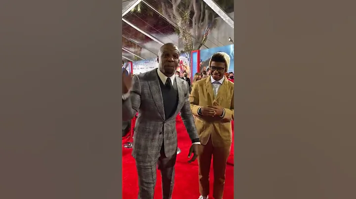 Wish I had a dad who loves TikTok like  Crews  Sam...