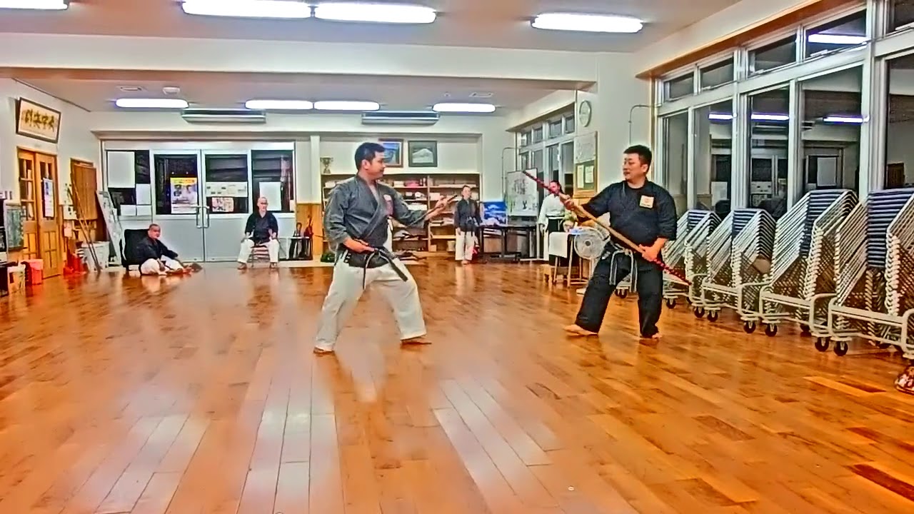 Bo vs.sai.Satoshi & Kenta Kinjo.Ryukyu kobudo Hozonkai Kubagawa.