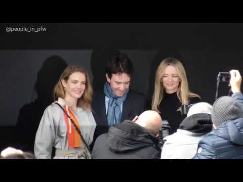 Paris, France on September 21, 2021. Bernard Arnault, CEO of LVMH, his daughter  Delphine Arnault, his son Antoine Arnault and his daughter-in-law Natalia  Vodianova during the opening of the exhibition of 'The