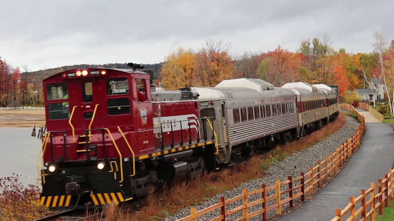Winnipesaukee Scenic Railroad - Laconia Pumpkin Festival - YouTube