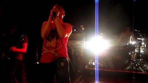 Fei Comodo - A Different World [2010.06.04 - Aberdeen, Warehouse]