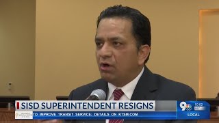 SISD superintendent resigns