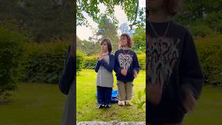 Typisch Kinder Wenn Sie Zu Lang Aufs Handy Gucken