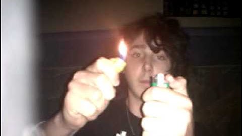 How to make the floating flame lighter trick