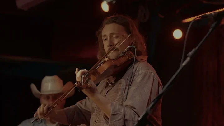 Isaac Hoskins and The Glass Mountain Orchestra - Harder Than The Blues live at Dan's Silver Leaf