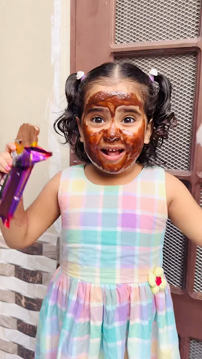 Anaya Papa Or Dadi Dekho Kaise Chocolate Kha Rahe Hain 😳