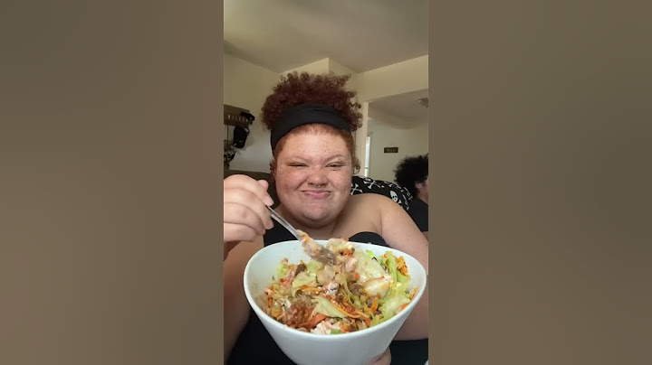 what i eat in a day as a fat girly🍣🍗