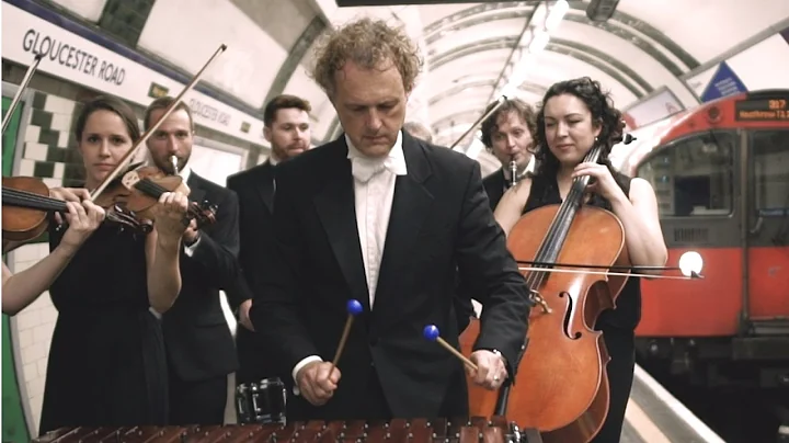 Funny! - Orchestra plays Apple® Ringtones - the ragtime