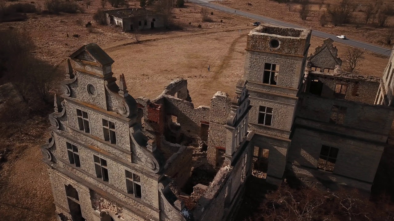 Ungru lossi varemed / Ungru Castle ruins