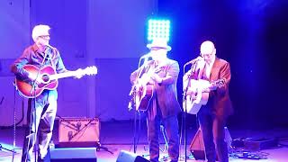 Nick Lowe + Paul Carrack + Andy Fairweather Lowe - Shelly&#39;s Winter Love