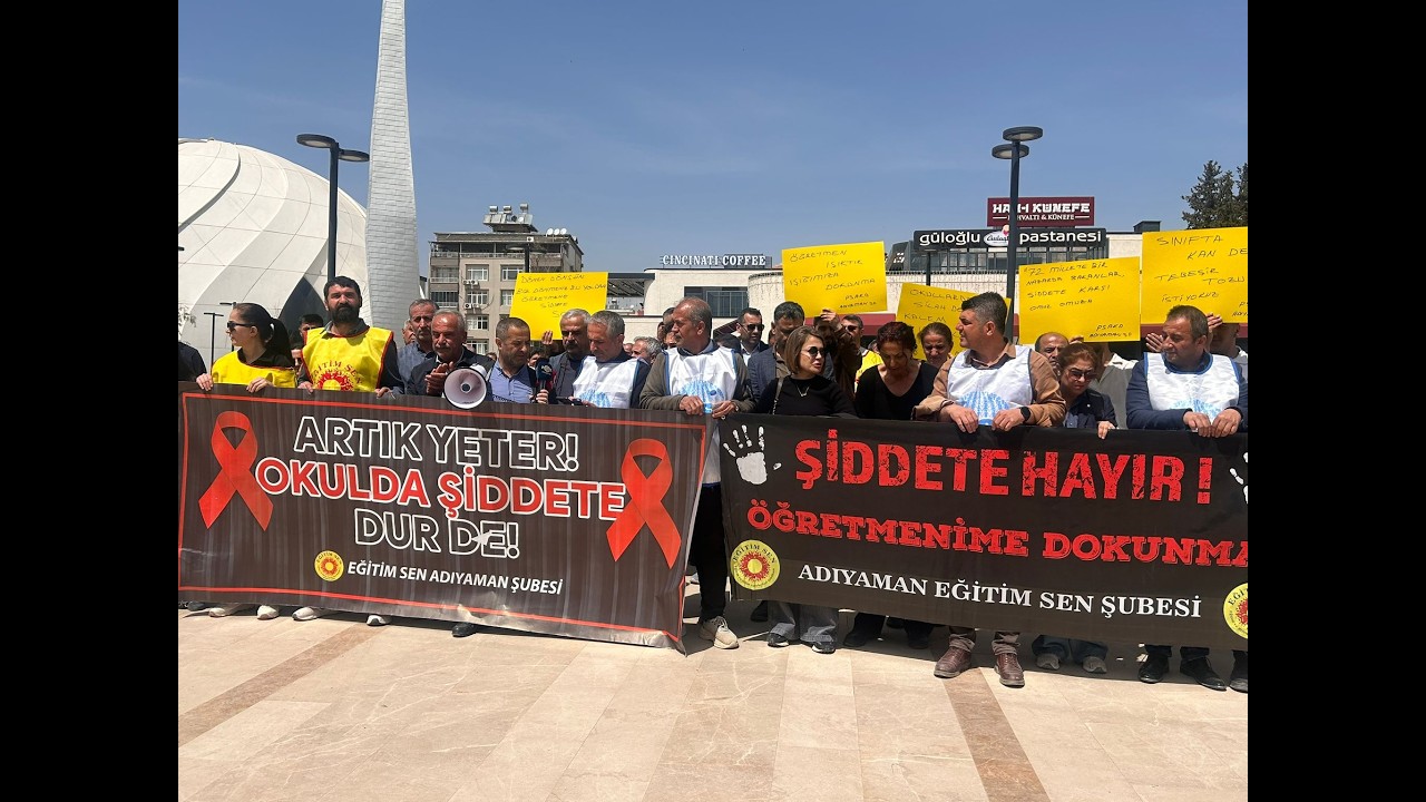 Eğitim Sen Adıyaman Şubesinden Okul Saldırılarına Karşı Açıklama ve Oturma Eylemi
