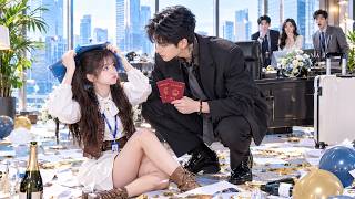 The CEO turned down 100 gorgeous beauties, only to fall head over heels for his clumsy assistant!