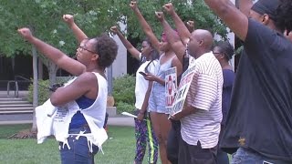 RNC Protests Begin