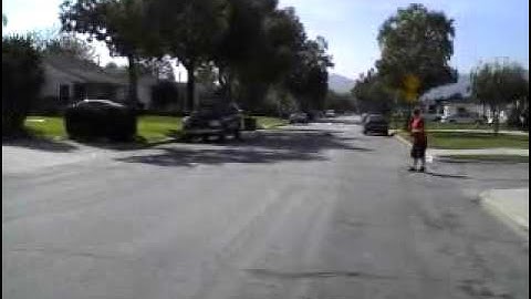 Sc10 vxl vs. Brushless E-revo (part2)