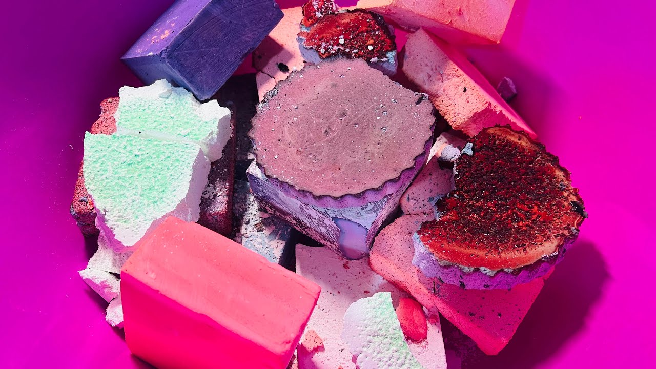Bucket Full of Reforms and Fresh Dyed Gym Chalk Blocks💐💐💐 #satisfying # ...