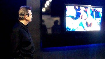 #CES2010: Toshba realtime 2D to 3D conversion presentation.MOV