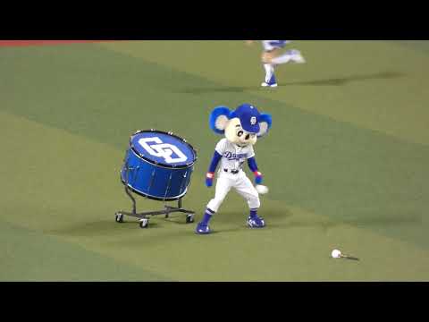 2022.3.31 ７回終了後のDRUM CLAP！ ドアラのドラムに合わせて・・・。