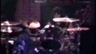 Download Lagu ramones live (she is the one) MP3 Download Lagu ramones live (she is the one) MP3