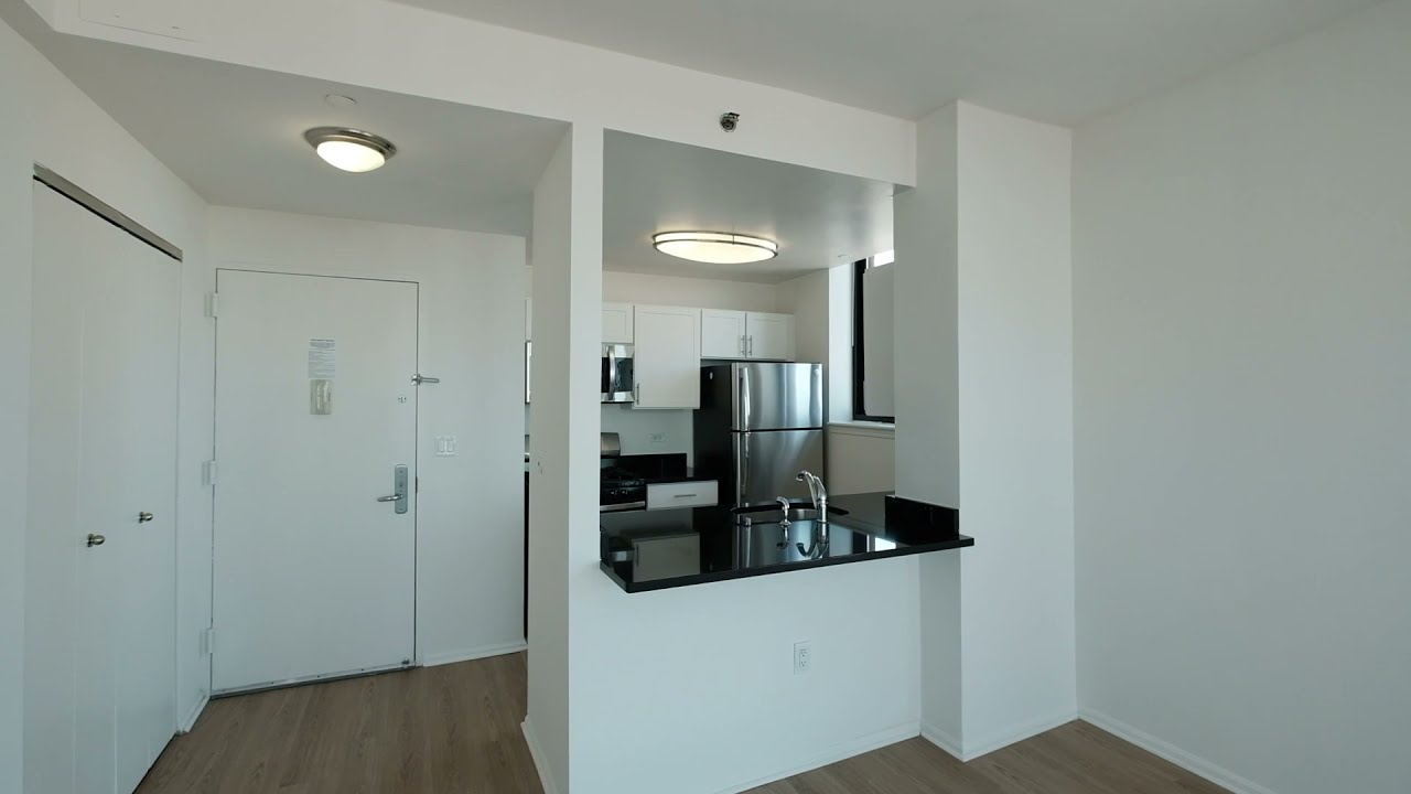 180 Montague Apartments - Brooklyn Heights - 3 Bedroom A Unit 32A