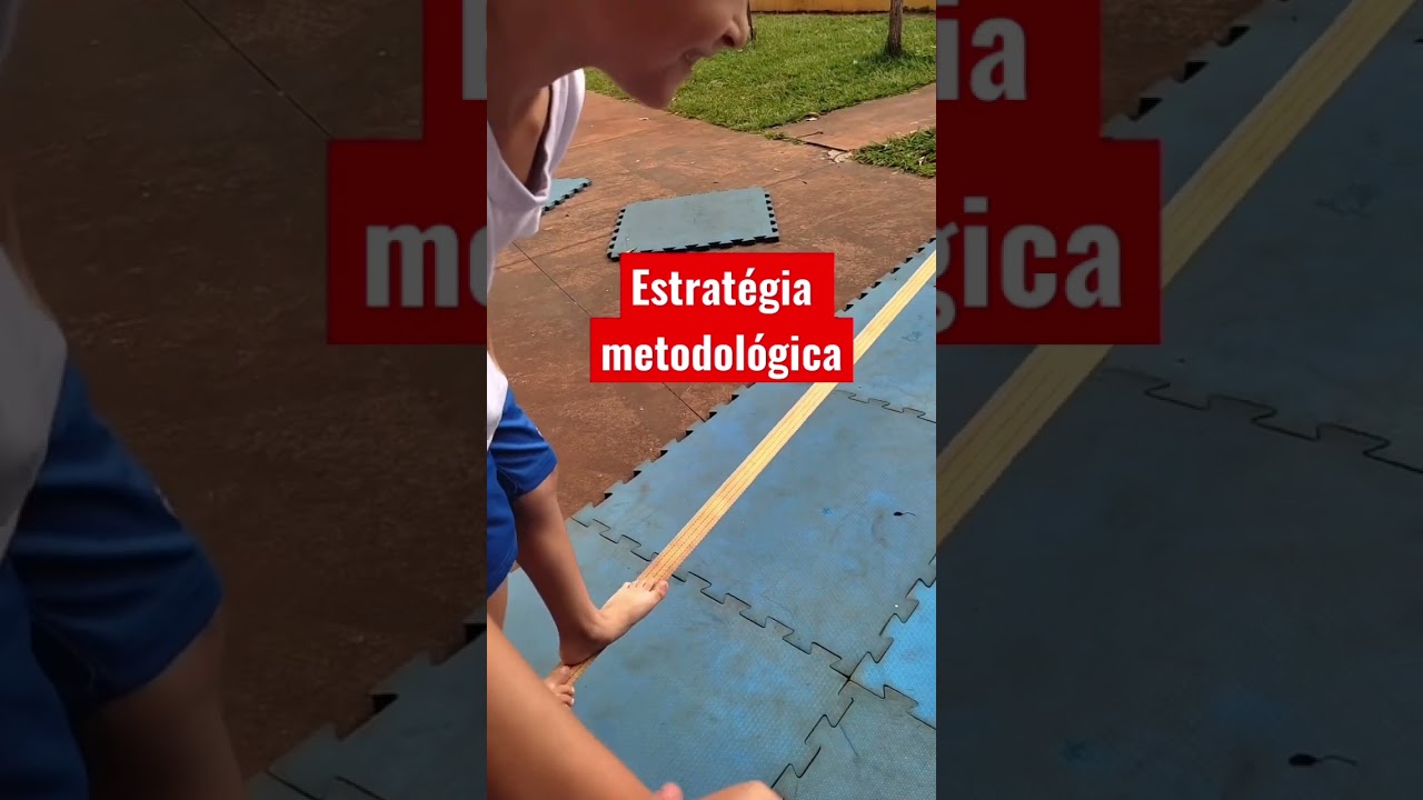 Essa &eacute; uma estrat&eacute;gia para usar no ensino do slackline: colocar uma pessoa sentada