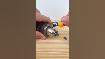 The simple way to remove drill bits without a chuck key #shorts