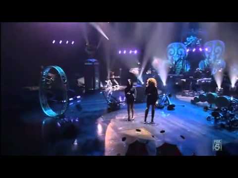 American Idol 10 - Pia Toscano & Karen Rodriguez -...