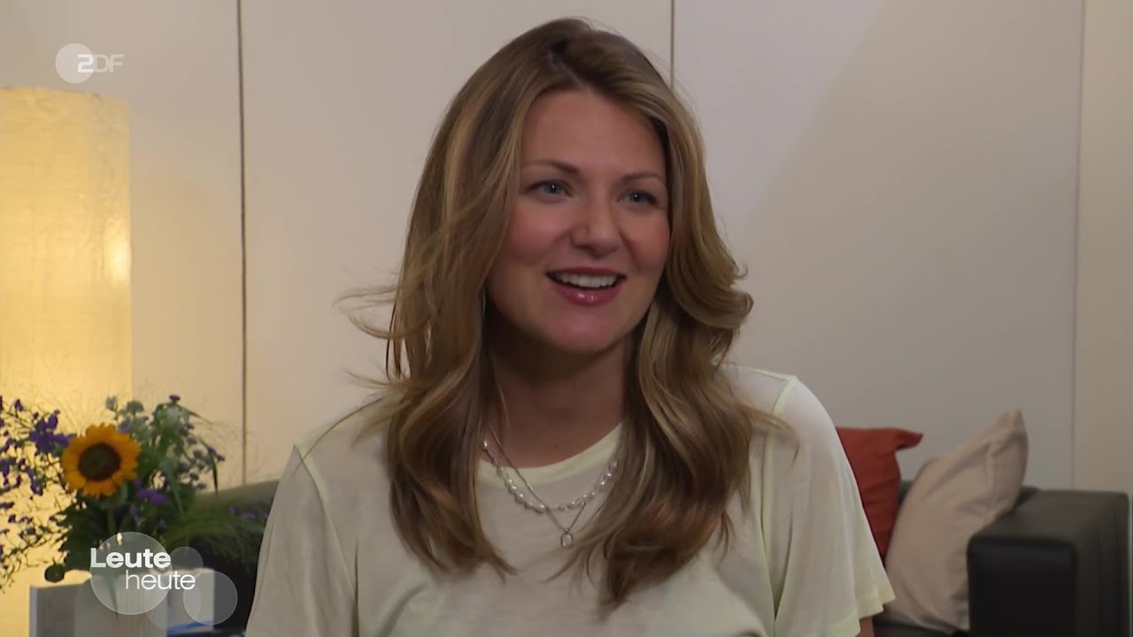 Ella Endlich | Leute heute (20.07.2023)