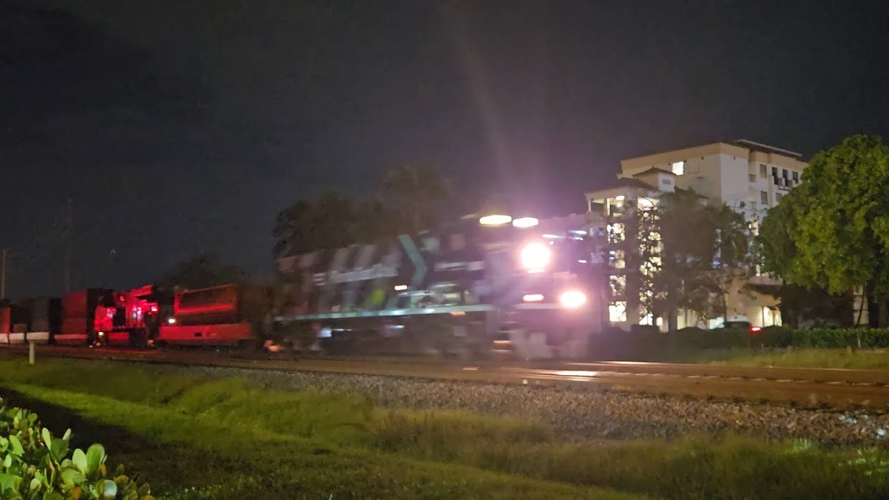 ECH & Jim Blows A SAAHC! FEC 105 SB 10-15-24 @916PM