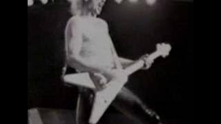 Scorpions - Walking On The Edge