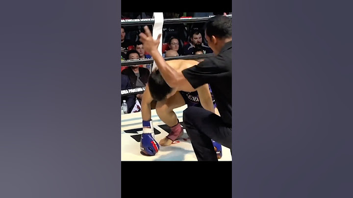 FRENCHMAN CHOPS Down THAI Fighter with Brutal Leg Kicks! 🪓🇫🇷🇹🇭 #muaythai #kickboxing #legkicks