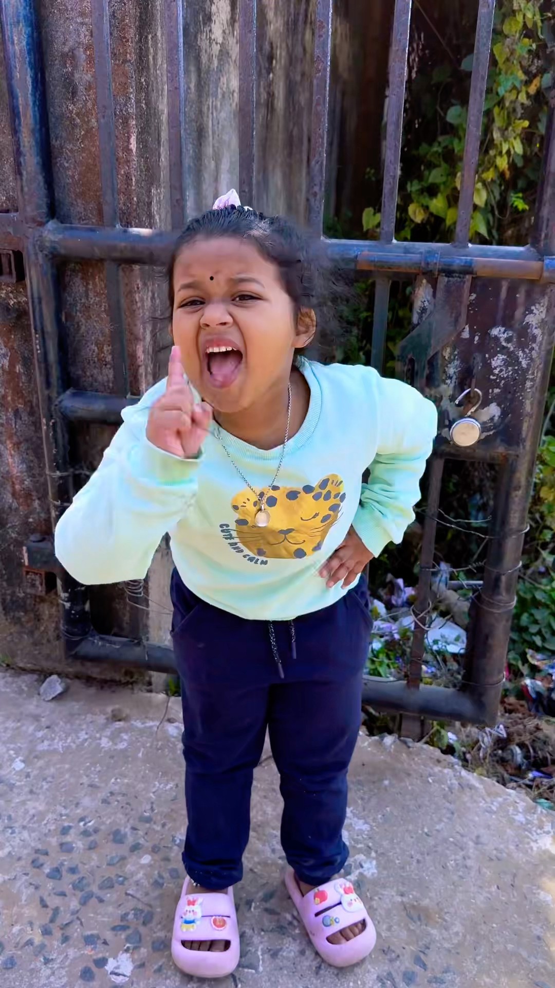 Teri Mummy Ko Bataunga ???#shorts #funny #funnyshorts #viral #trendingshorts