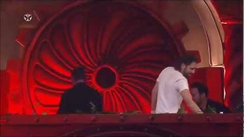 Dimitri Vegas & Like Mike - Stay A While (Tomorrowland Brasil 2016)