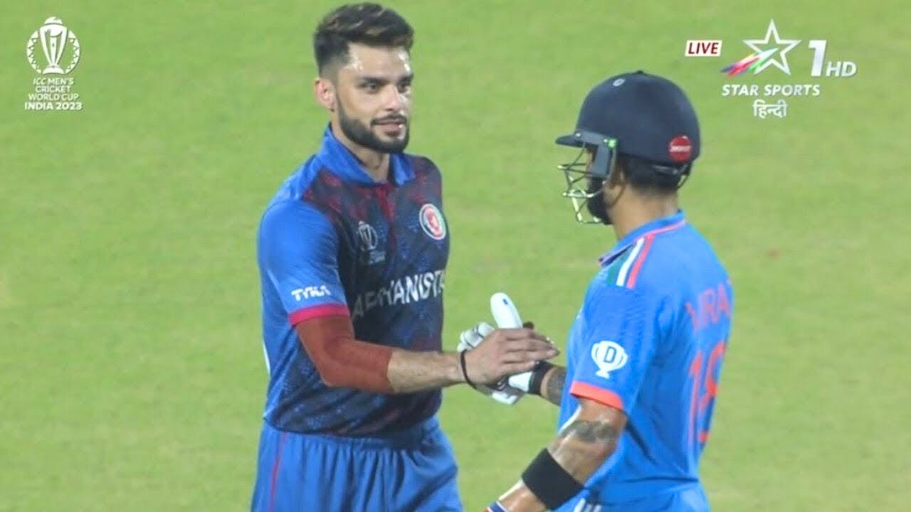 Top 10 Most Respectful and Emotional Moments in Cricket History - YouTube