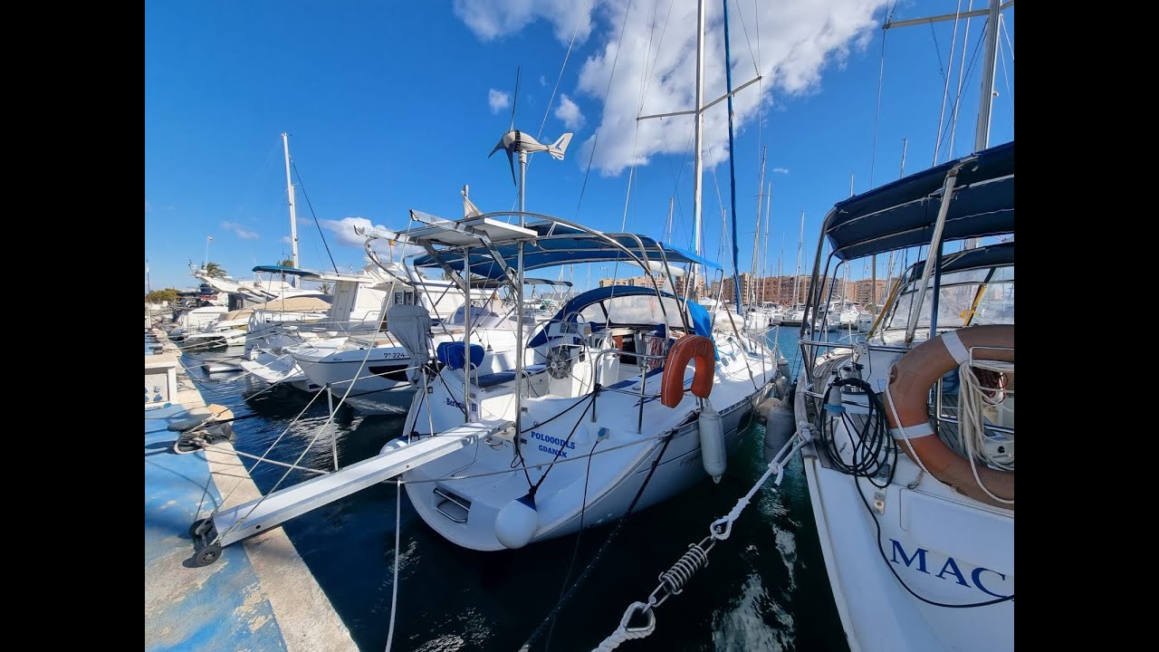 Beneteau Oceanis Clipper 351 (Vídeo interior cabina)