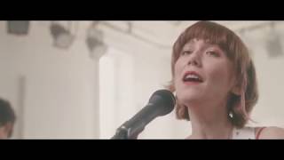 Watch Molly Tuttle The High Road video