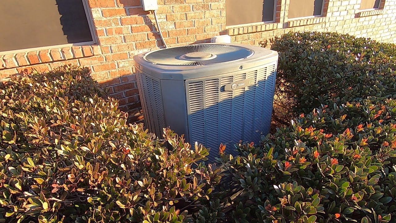 2008 Trane XR13 Heat Pump Defrost Cycle YouTube