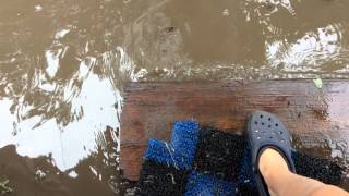 Потоп в Кузнецке.вода по колено.(Шок потоп в кузнецке от 11 июля., 2015-07-12T06:25:59.000Z)