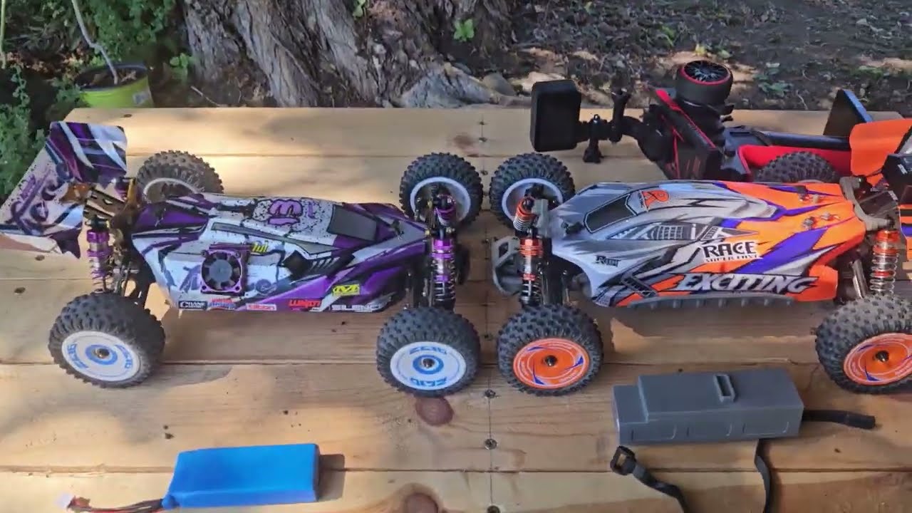 WLtoys Speed Check 124010 VS 124019 - YouTube