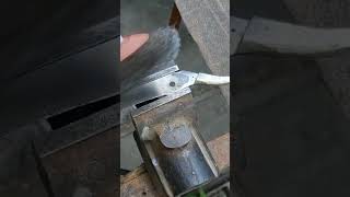 Restoring scissors, How to get rid of rust