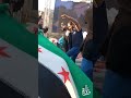 نعم إن أول غيث المنشد أبو راتب أمام قلعة حلب التاريخية تفاعل الناس لا يشرق الفجر إلا في دجى الألم