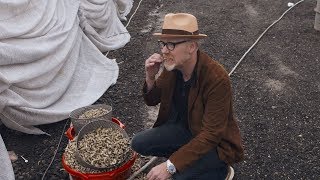 Adam Savage Explores The Blade Runner 2049 Farmhouse Set