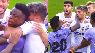 HORRIBLE RACIST SCANDAL IN LA LIGA! Vinicius attacked by Valencia fans & players! Vinicius red card image