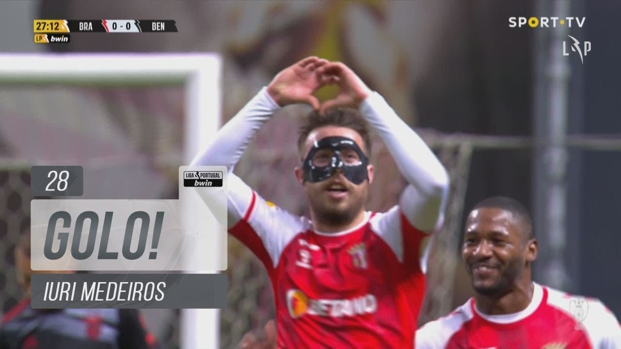 Goal | Golo Iuri Medeiros: SC Braga (1)-0 Benfica (Liga 21/22 #28)