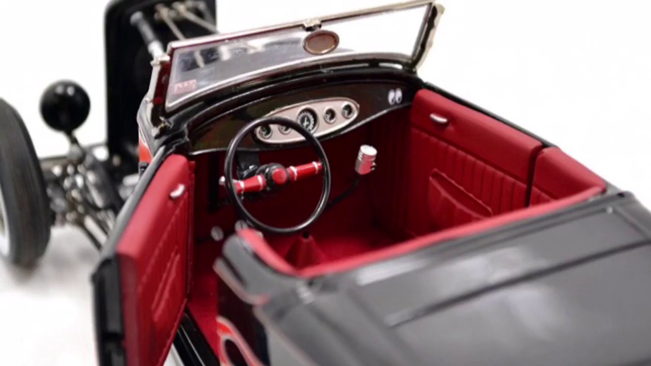 Acme 1 18 All American Hot Rod 1932 Ford Deuce Roadster 1 18 Youtube