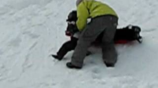 20091226-120445-Sledding-22538.avi