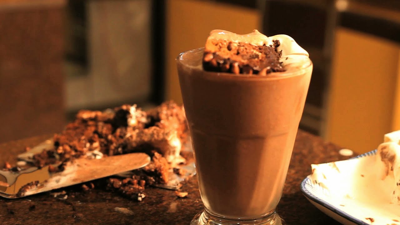 #summerdrinks Best Chocolate Milkshake Recipe | Homemade Chocolate Milkshake | Summer Recipes | India Food Network