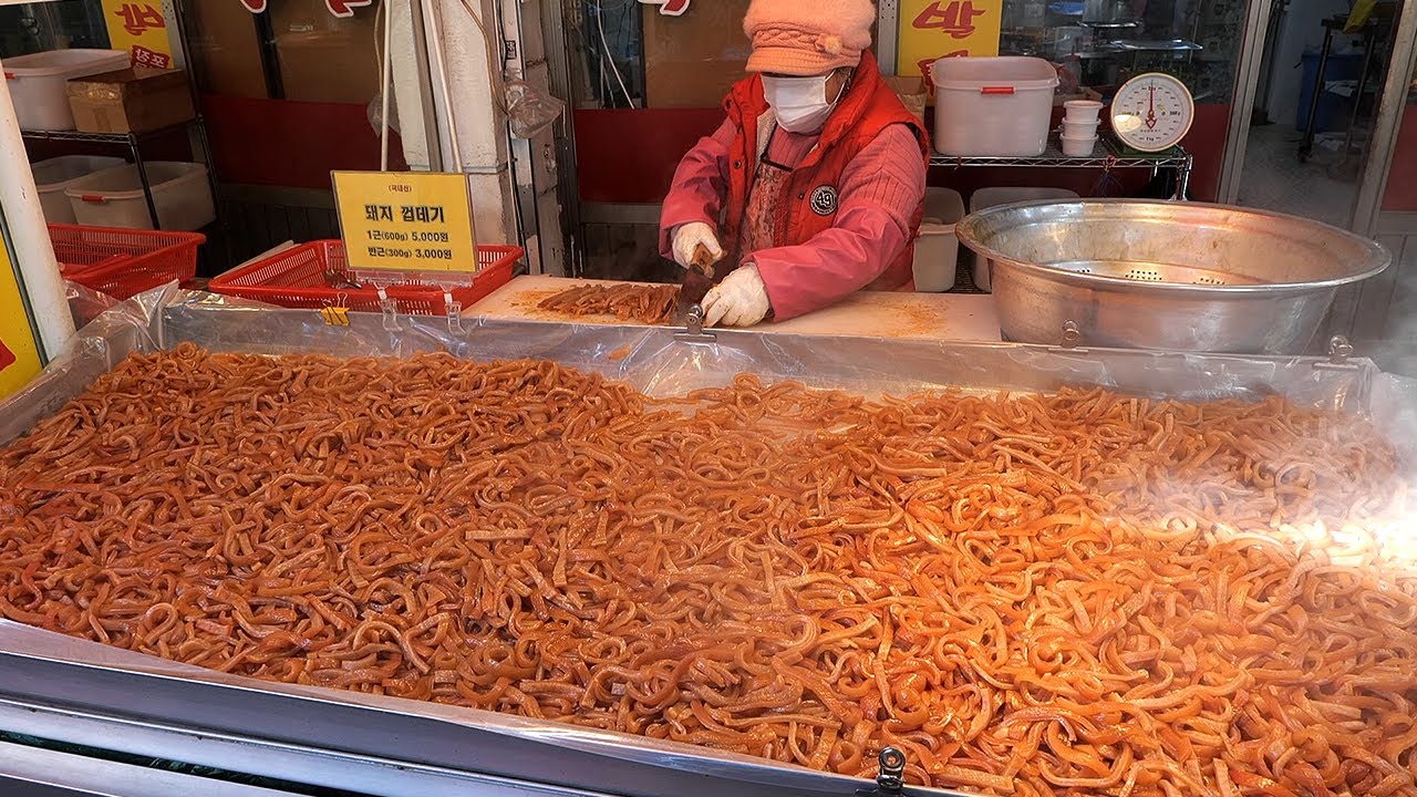 껍데기만 40kg 팔리는 산더미 돼지 껍데기, 시장 족발 / korean pig hocks, skin, feet / korean street food